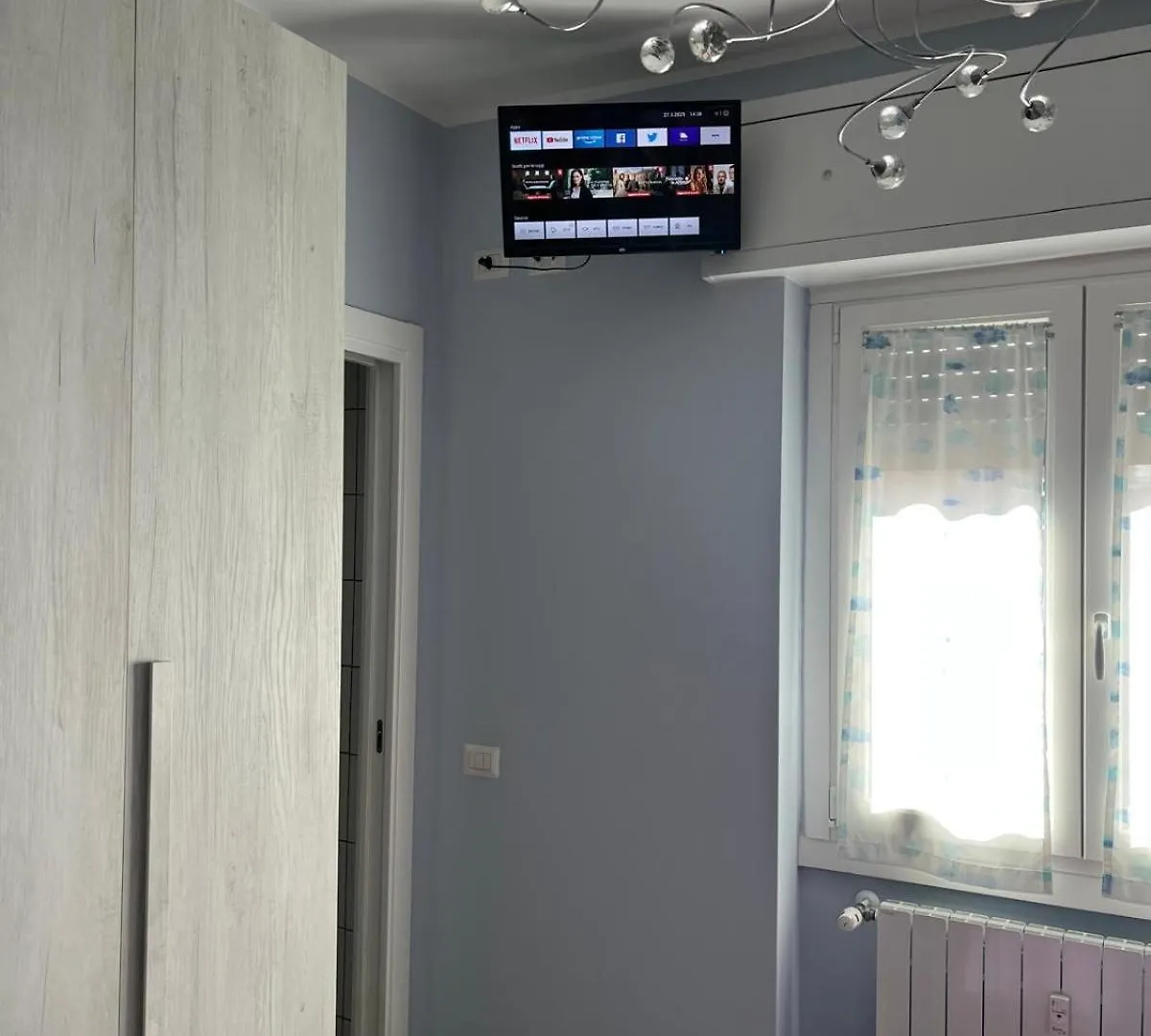 Homestay Happynest Apartment Melegnano Italy
